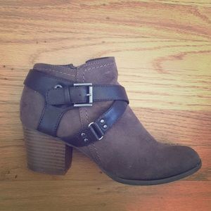 American Eagle ankle booties